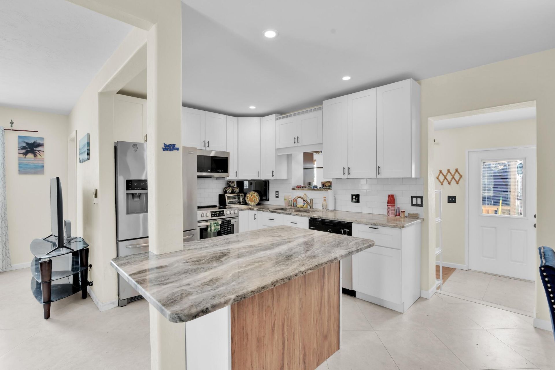 5221 NE 16th Avenue, Pompano Beach, FL 33064 Photo