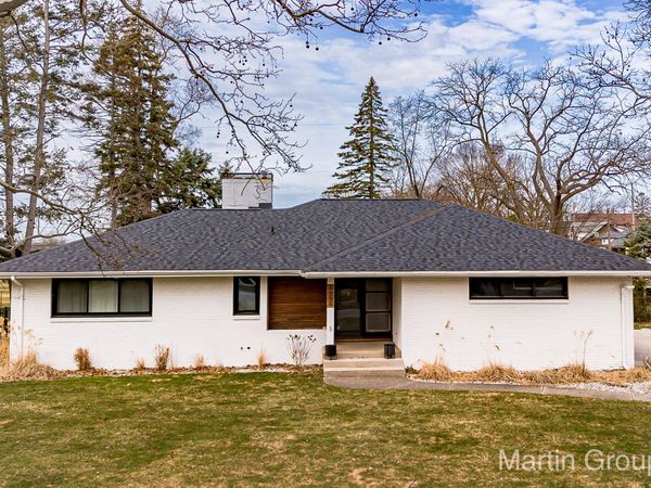 1959 Meadowfield Drive NE, Grand Rapids, MI 49505