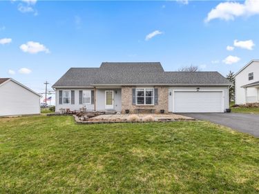 87 Chiswick Drive, Churchville, NY 14428