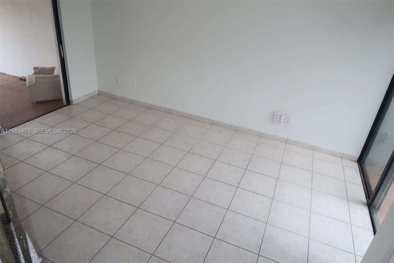 2500 SW 122nd Ct, Miami, FL 33175 Photo