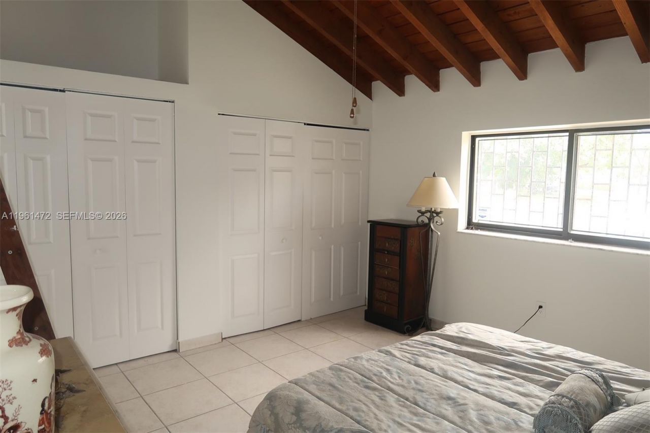 2500 SW 122nd Ct, Miami, FL 33175 Photo