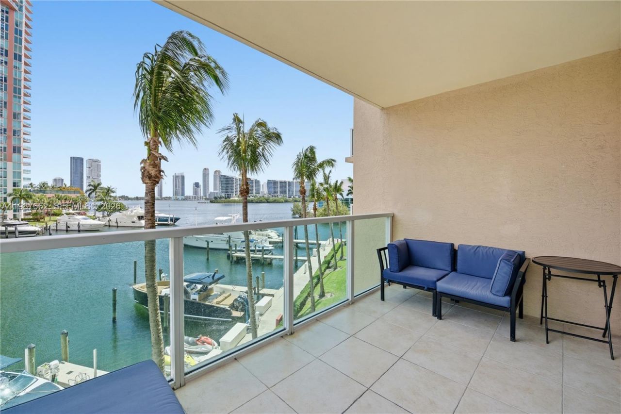 3330 NE 190th St, Unit 310, Aventura, FL 33180 Photo