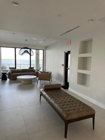 801 N Venetian Dr , Unit 1103, Miami, FL 33139 Photo