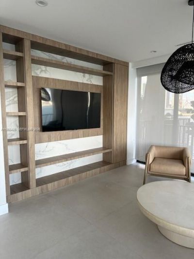 801 N Venetian Dr , Unit 1103, Miami, FL 33139 Photo