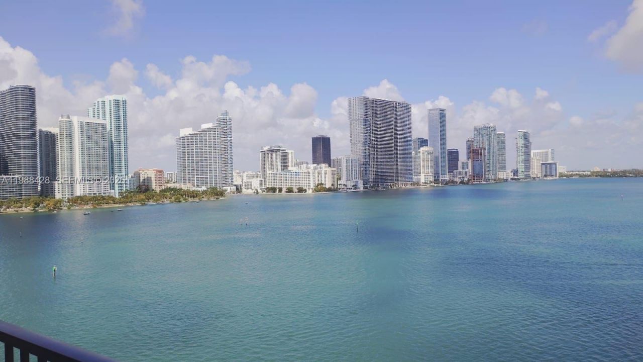 801 N Venetian Dr , Unit 1103, Miami, FL 33139 Photo