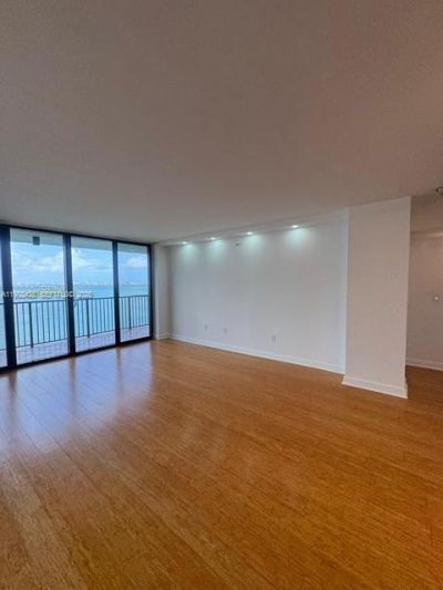 801 N Venetian Dr , Unit 1103, Miami, FL 33139 Photo