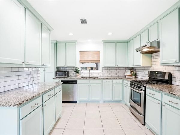 8834 Liptonshire Drive, Dallas, TX 75238