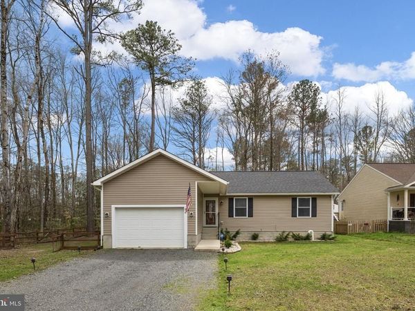 84 PINEWOOD LN., COLONIAL BEACH, VA 22443