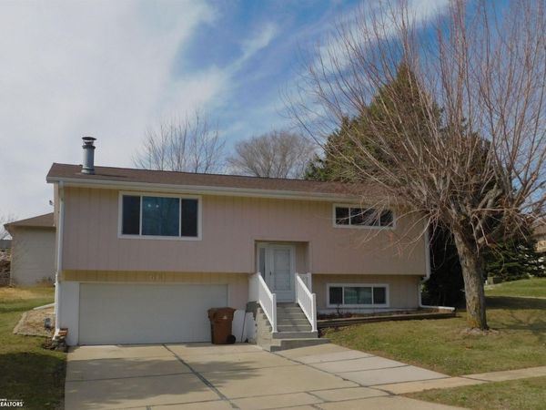 613 N 20th Street, Denison, IA 51442