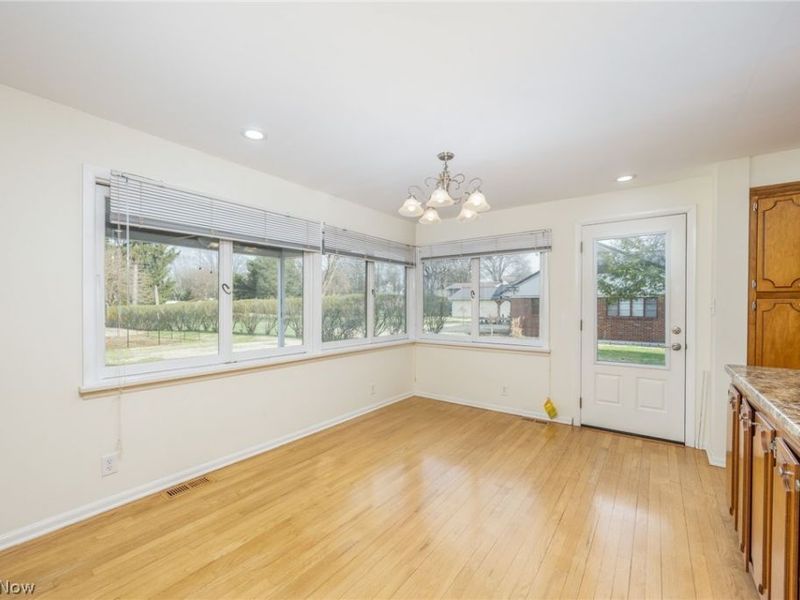 105 Country Club Drive , Marietta, OH 45750 Photo 14