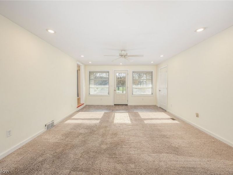 105 Country Club Drive , Marietta, OH 45750 Photo 17