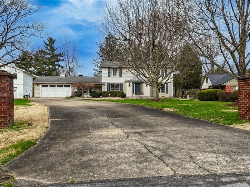 105 Country Club Drive , Marietta, OH 45750 Photo 2