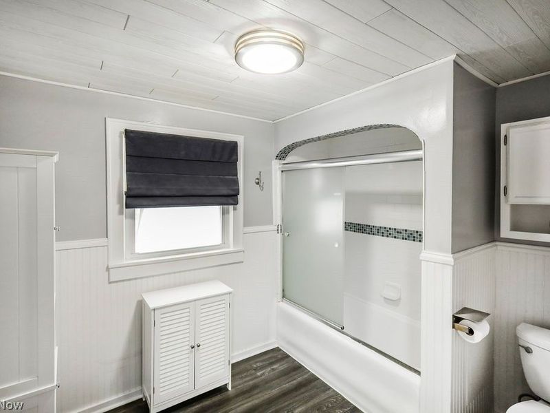 1597 Glenmount Avenue , Akron, OH 44301 Photo 16