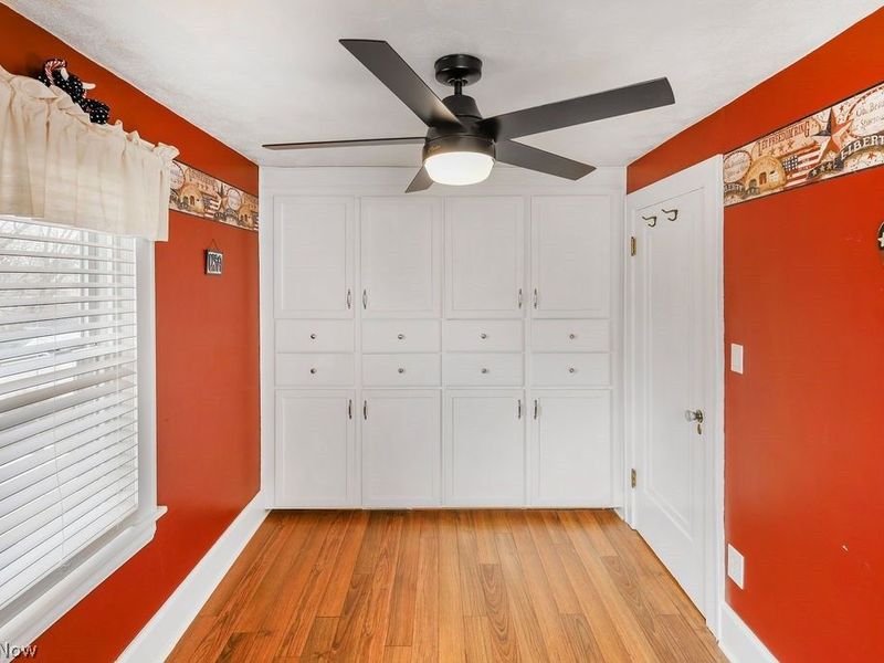 1597 Glenmount Avenue , Akron, OH 44301 Photo 23