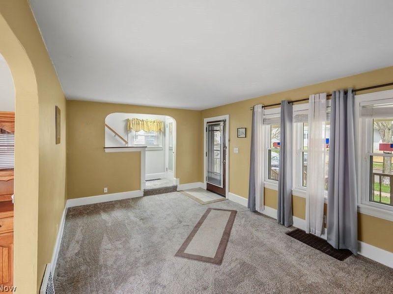 1597 Glenmount Avenue , Akron, OH 44301 Photo 5