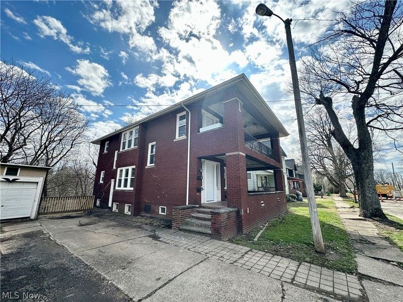 615 Wellman Avenue SW, Massillon, OH 44646 Photo 3