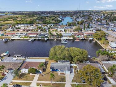 1147 RUSHMORE DRIVE , HOLIDAY, FL 34690