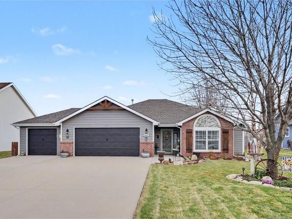 1008 Kathys Court, Baldwin City, KS 66006