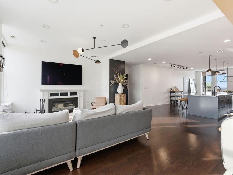 145 N High Street , Unit 1001, Columbus, OH 43215 Photo 17