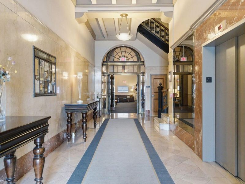 145 N High Street , Unit 1001, Columbus, OH 43215 Photo 2