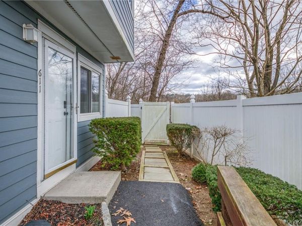 25 Barker Street , Unit 611, Mount Kisco, NY 10549