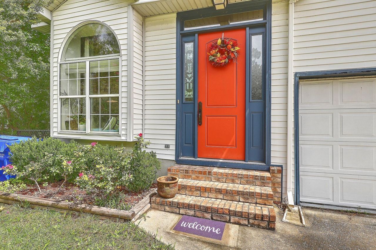 2318 N England Court Photo 27