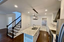 3 1/2 St Michaels Alley photo 4