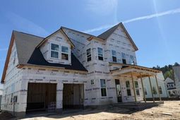 198 Clearpath Drive photo 4