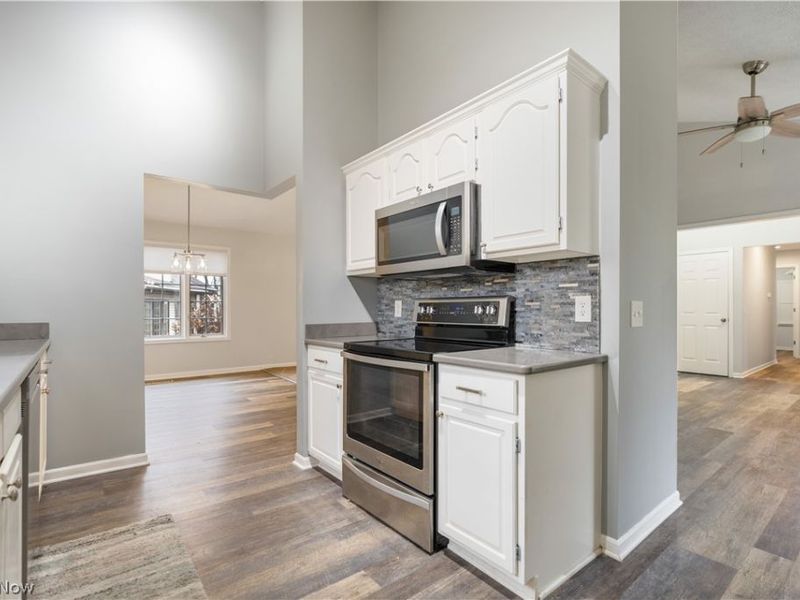 4856 Tree Line Circle NW, North Canton, OH 44720 Photo 9