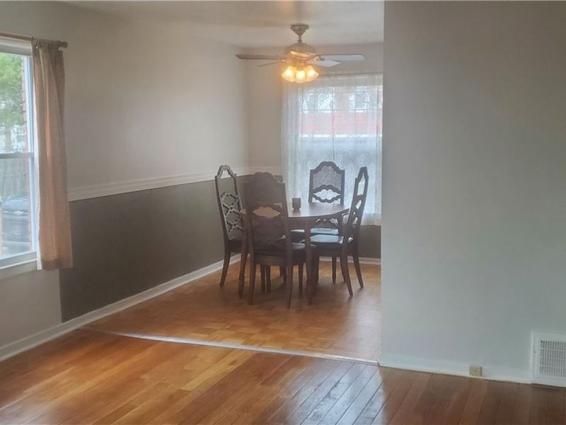 21971 Crystal Avenue , Euclid, OH 44123 Photo 2