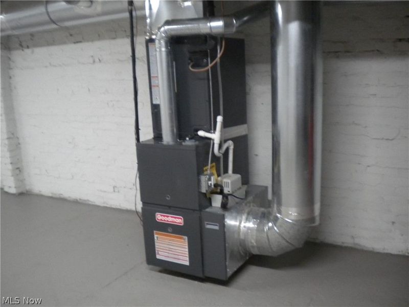 164 2nd Street NW, Barberton, OH 44203 Photo 19