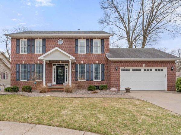 722 24th Avenue , Moline, IL 61265