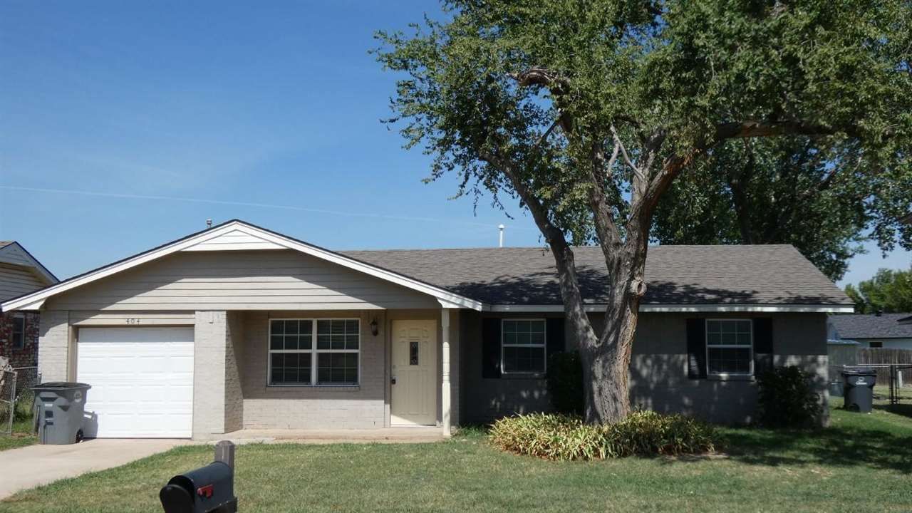 404 SW 71st St, Lawton, OK 73505 Main Photo