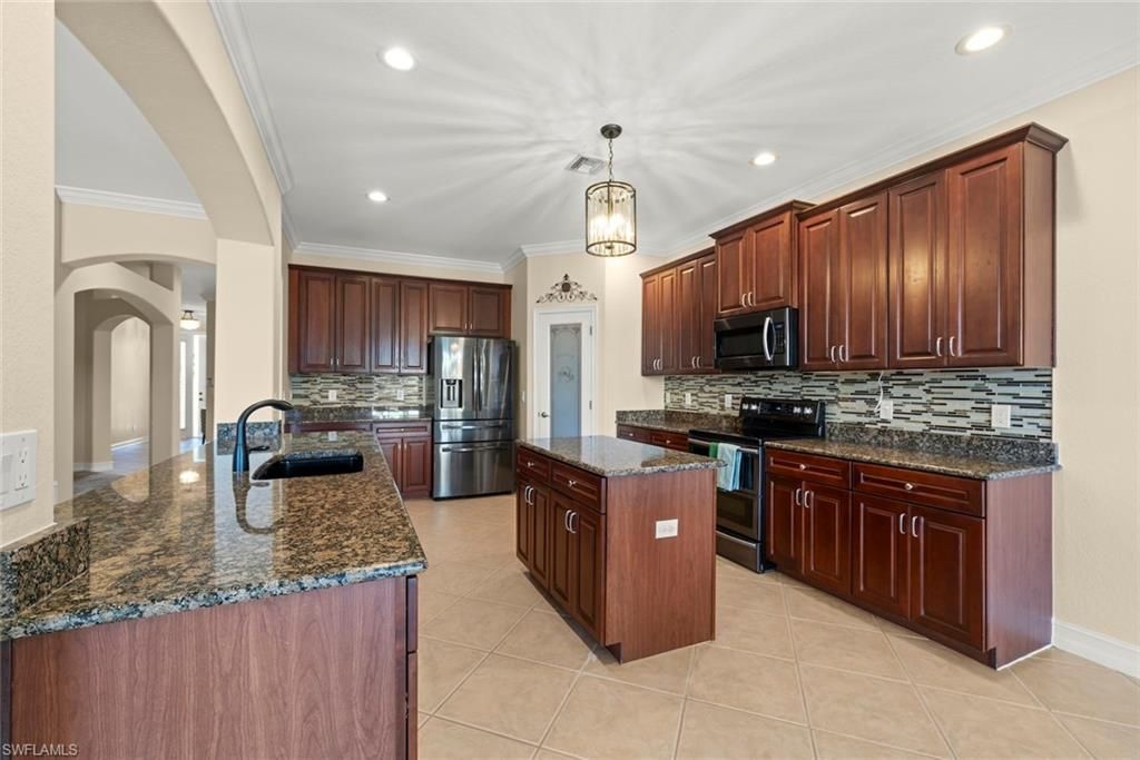12387 Country Day Cir, Fort Myers, FL 33913 Photo