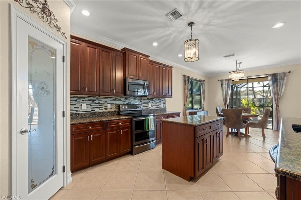 12387 Country Day Cir, Fort Myers, FL 33913 Photo