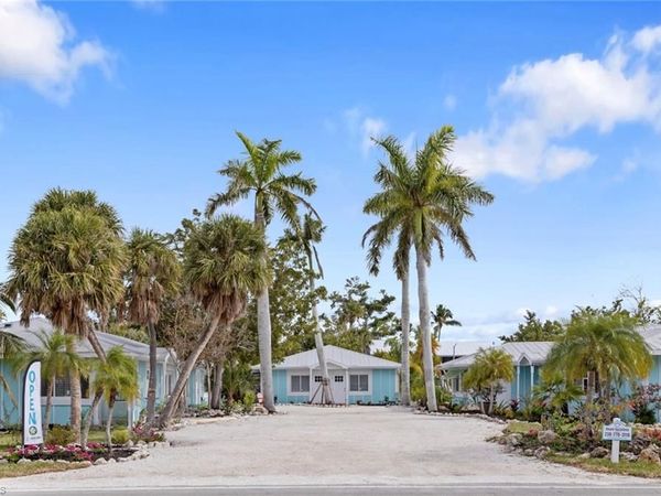 706 Donax ST , SANIBEL, FL 33957