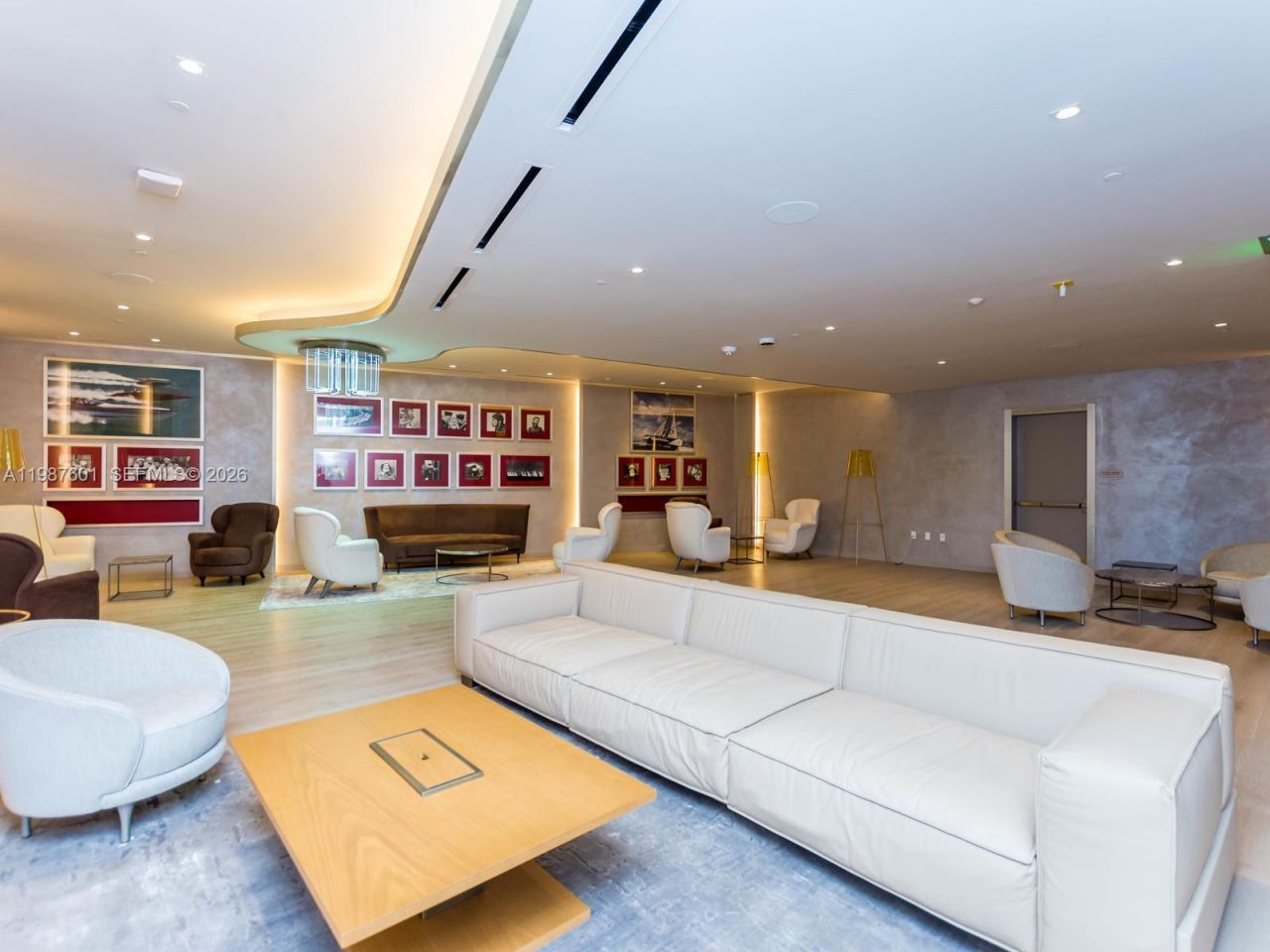 1000 Brickell Plz , Unit 4104, Miami, FL 33131 Photo