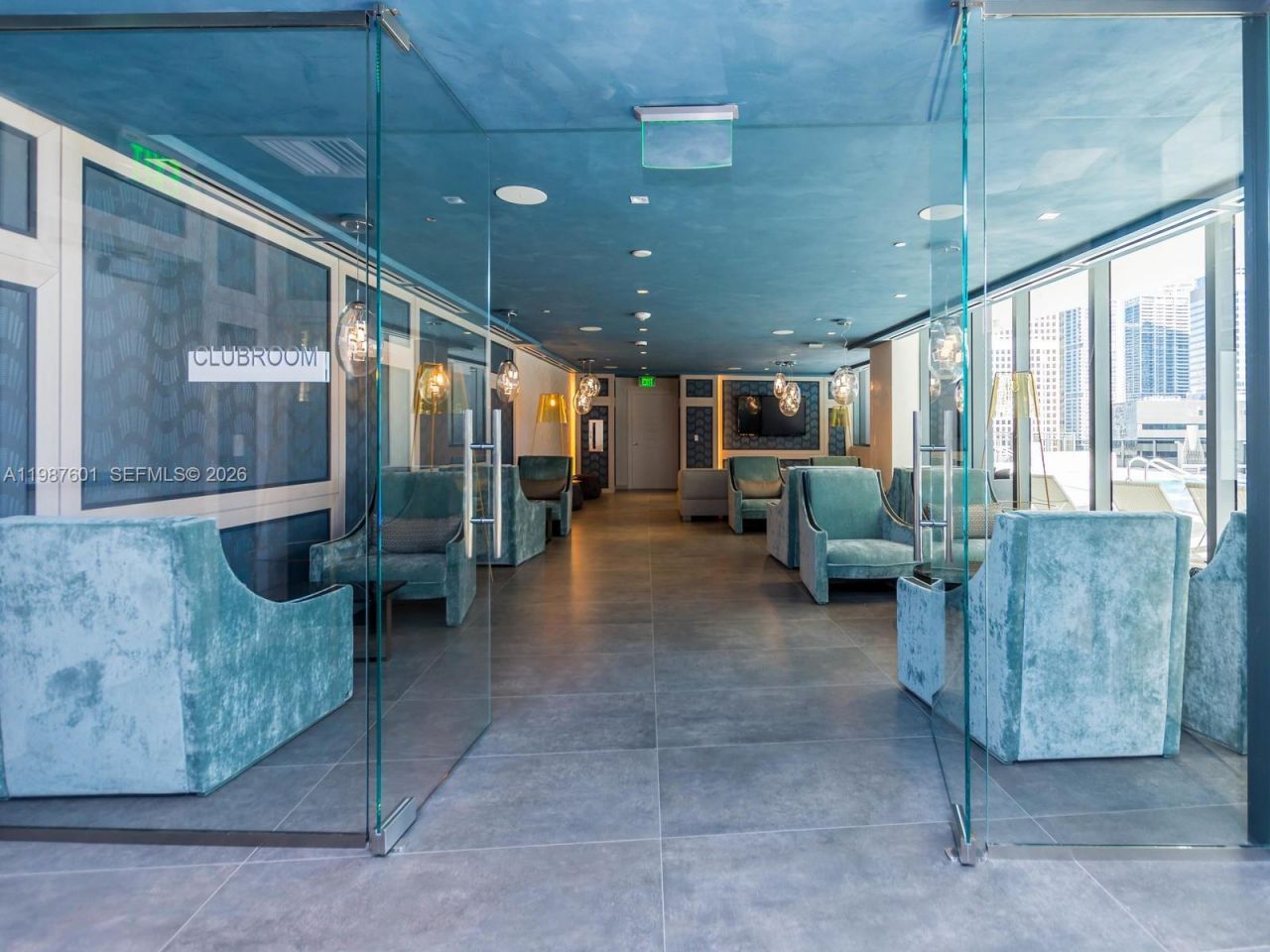 1000 Brickell Plz , Unit 4104, Miami, FL 33131 Photo