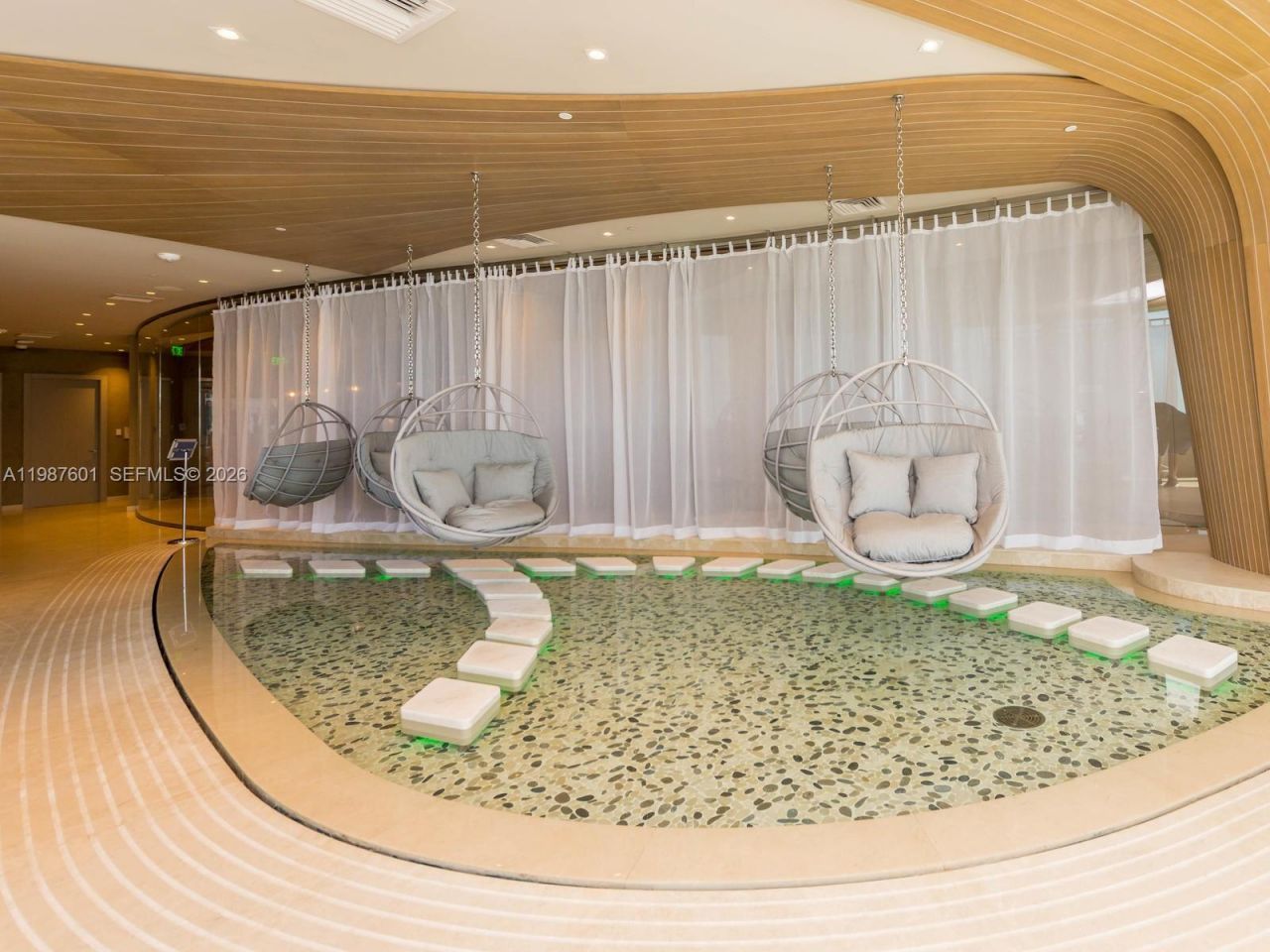 1000 Brickell Plz , Unit 4104, Miami, FL 33131 Photo