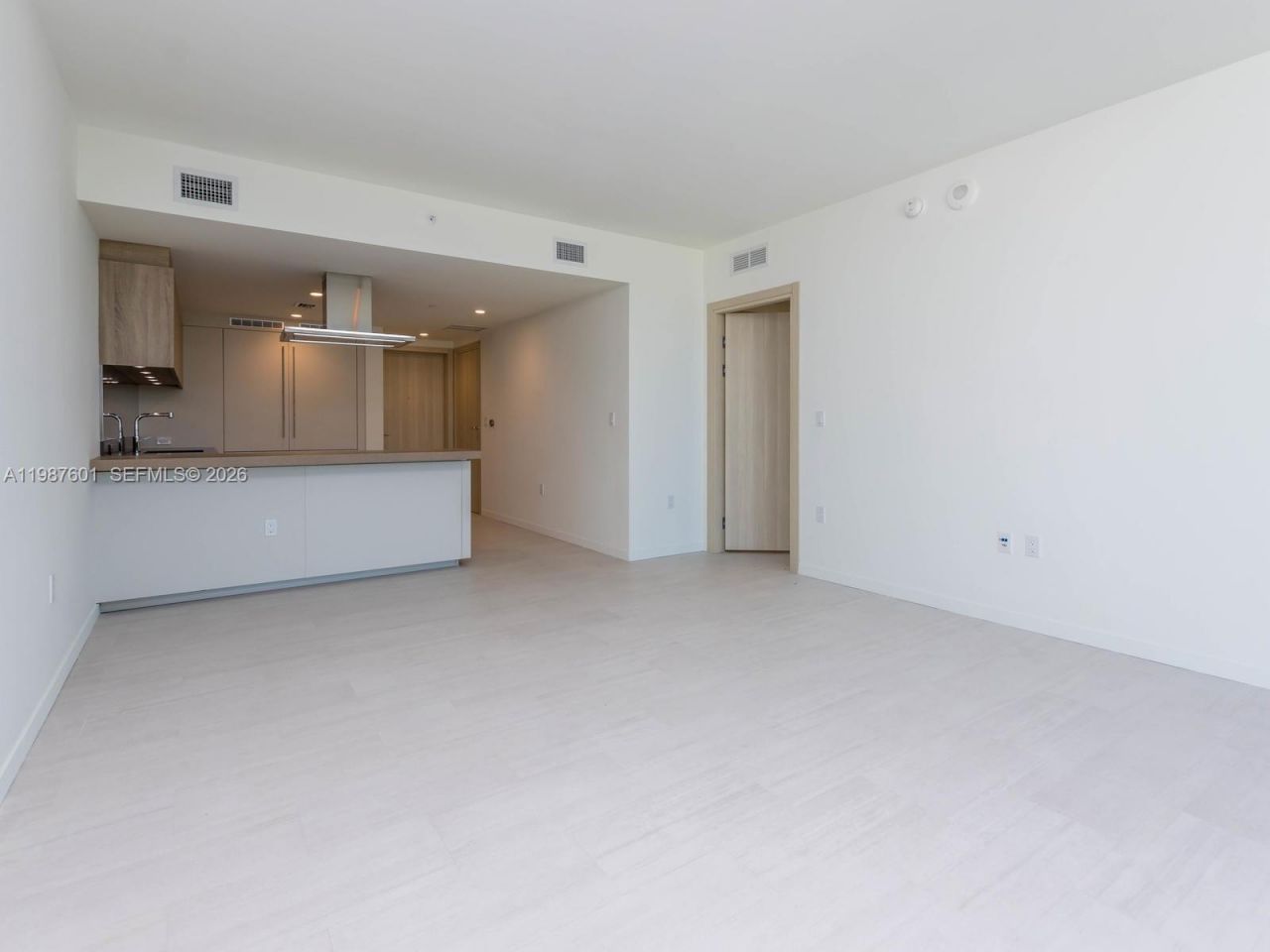 1000 Brickell Plz , Unit 4104, Miami, FL 33131 Photo