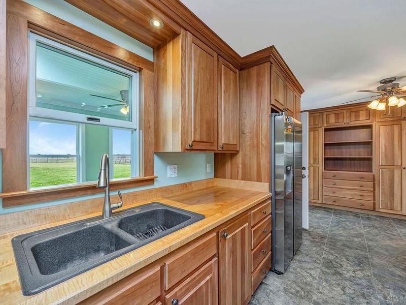 3064 Oxford Middletown Road, Milford Township, OH 45013 Photo 9