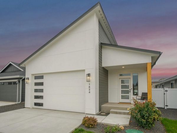 1824 N Jakeman Ct, Greenacres, WA 99016