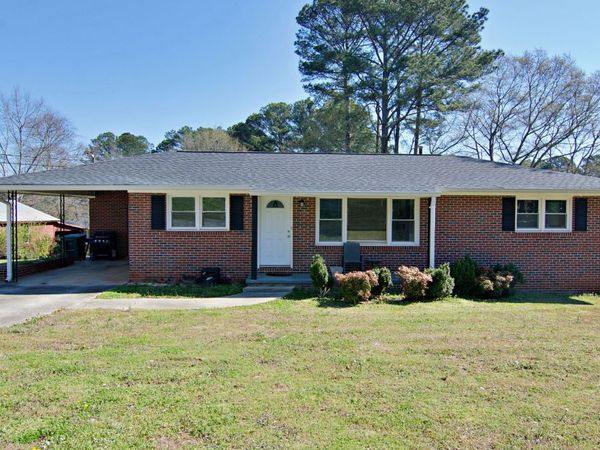 1055 Skyline Drive, Toccoa, GA 30577