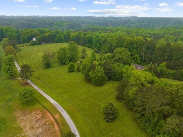 855 Rivendell Lane, Alpharetta, GA 30004