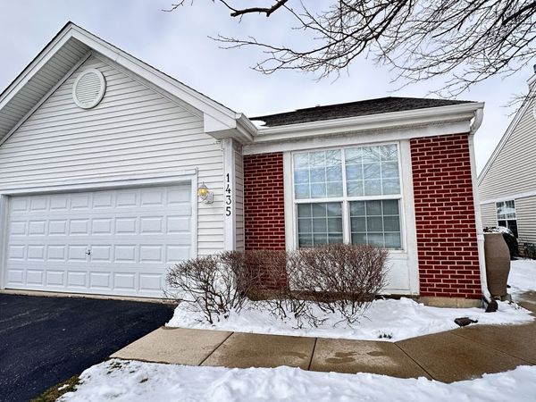 1435 Cambria Drive , Unit 1435, DeKalb, IL 60115