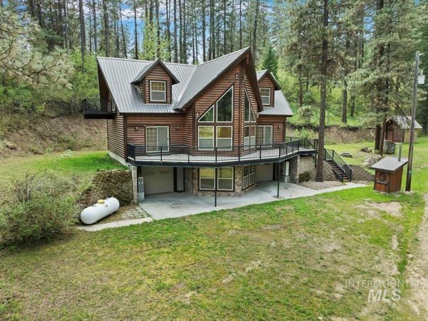 11 Forest Trail, Garden Valley, ID 83622