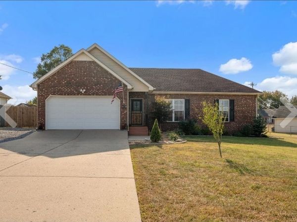 206 Buttonwood Dr, Smyrna, TN 37167