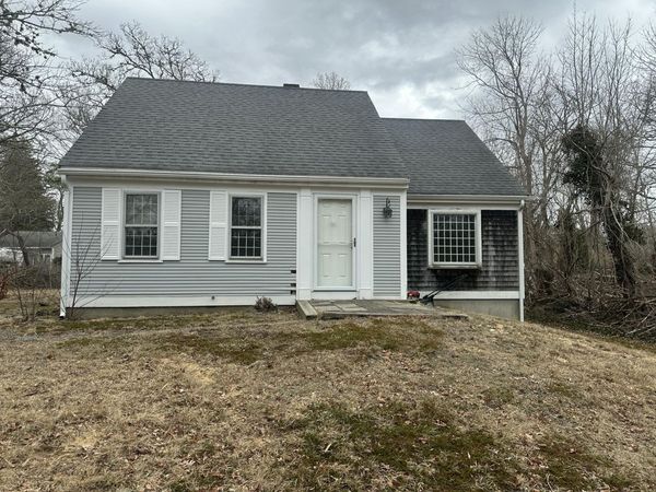 33 Old Colony Road , Harwich, MA 02645