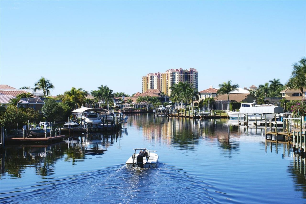 5423 SW 17th Avenue, Cape Coral, FL 33914 Photo