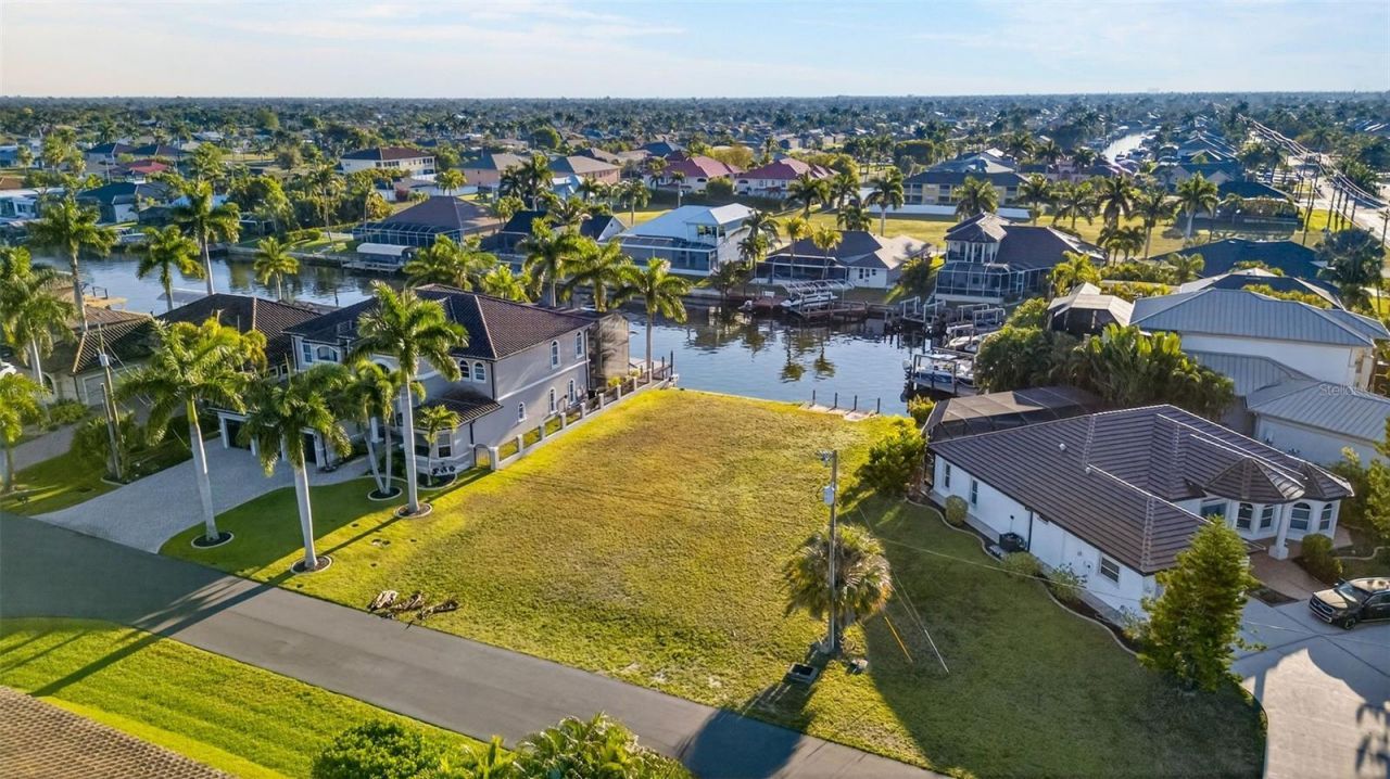 5423 SW 17th Avenue, Cape Coral, FL 33914 Photo